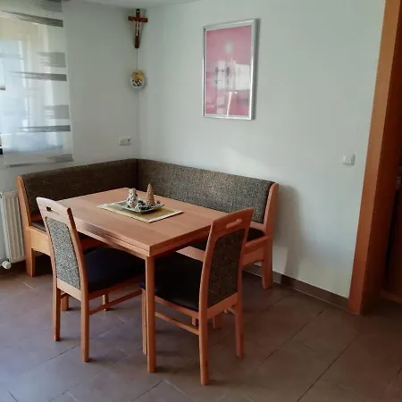 Appartamento Gaestehaus-alberta *